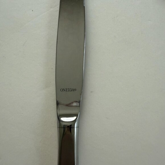 Oneida Aquarius Stainless Steel Dinner Knives Set Of 2 - Picture 2 of 2